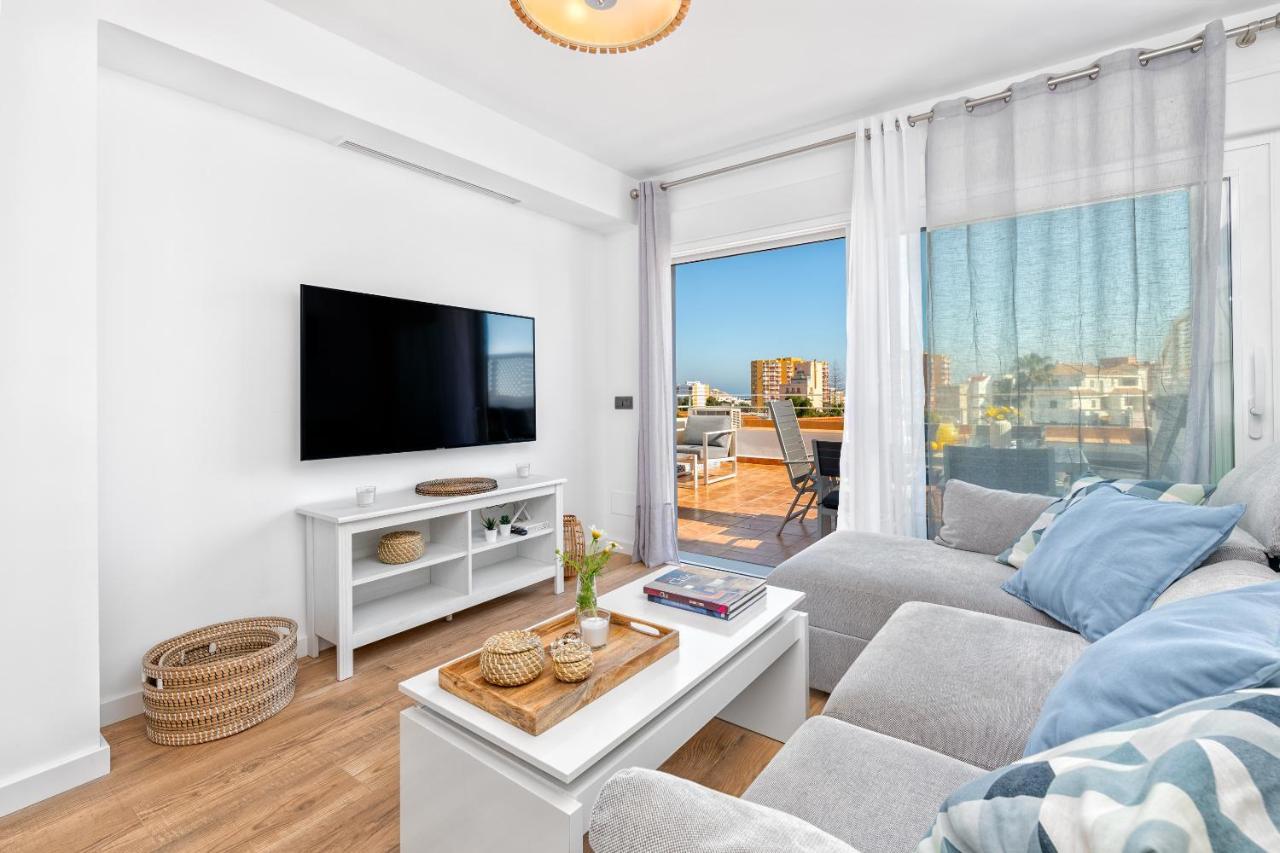 Lola Playa Puerto Marina Apartman Benalmádena Kültér fotó