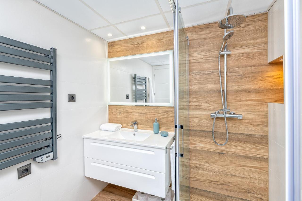 Lola Playa Puerto Marina Apartman Benalmádena Kültér fotó
