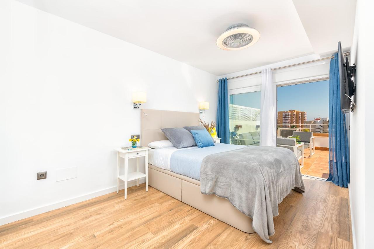 Lola Playa Puerto Marina Apartman Benalmádena Kültér fotó